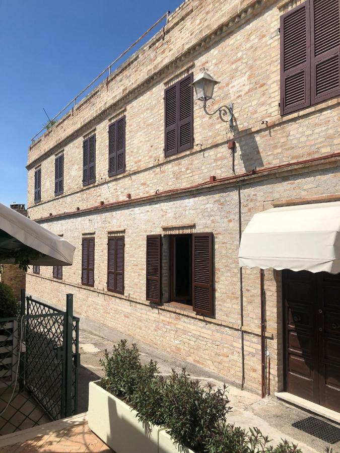 Hotel Castello - Solo Pernotto à Cupra Marittima Extérieur photo