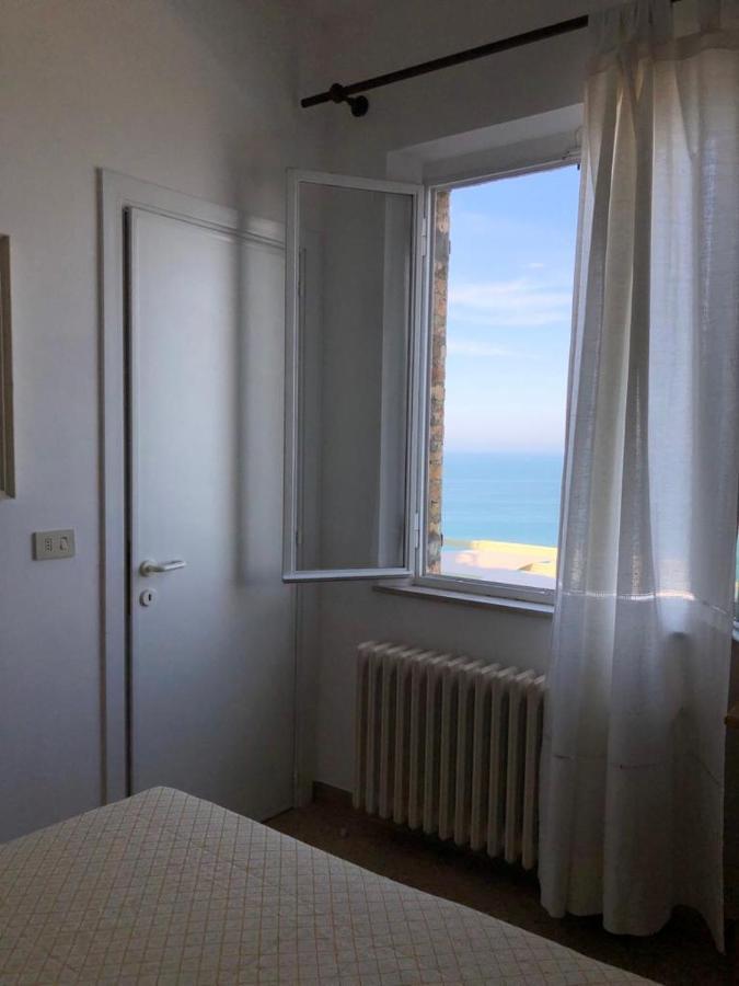 Hotel Castello - Solo Pernotto à Cupra Marittima Extérieur photo
